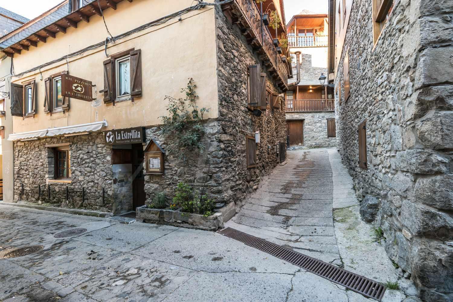 Casa Marimanha By Seamount Rentals Salardú Zewnętrze zdjęcie