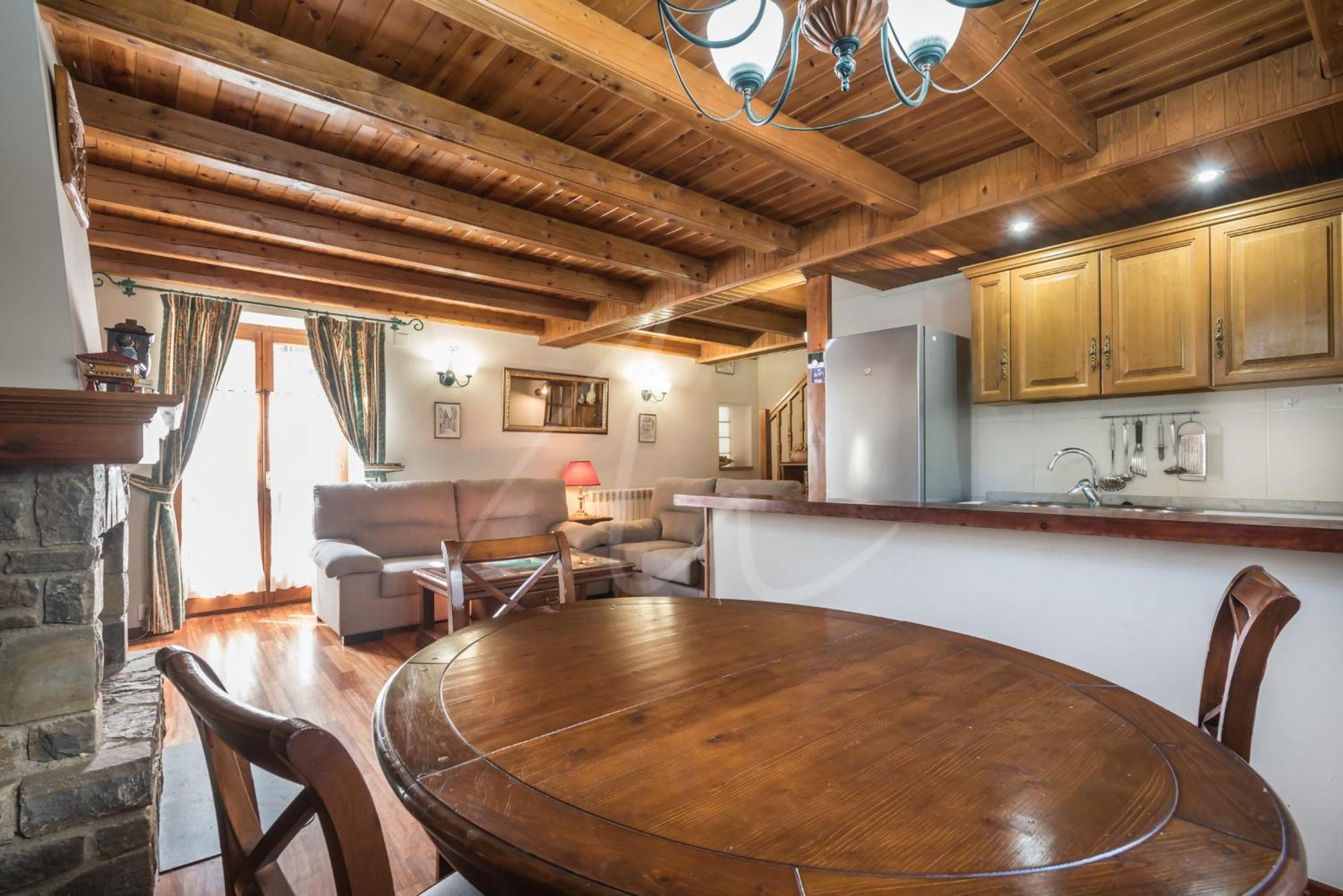 Casa Marimanha By Seamount Rentals Salardú Zewnętrze zdjęcie